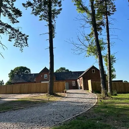Holiday home The Coach House 1861